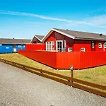 6 Person In Hvide Sande-by Traum *