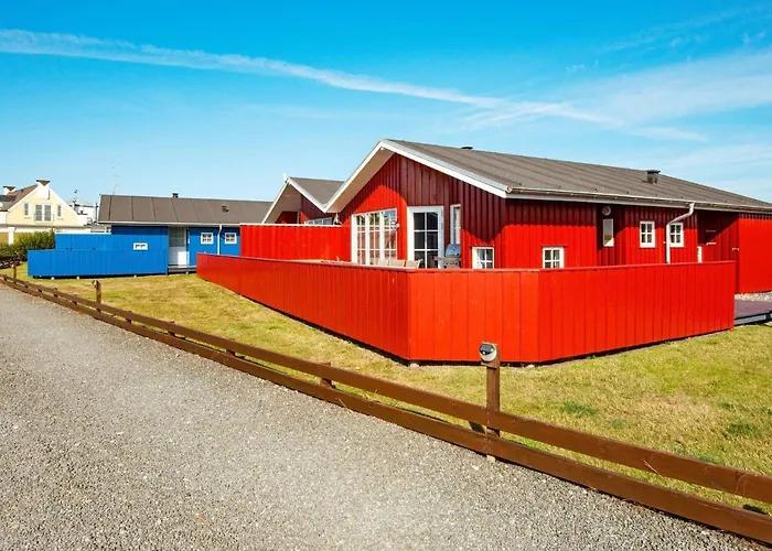 6 Person In Hvide Sande-by Traum *